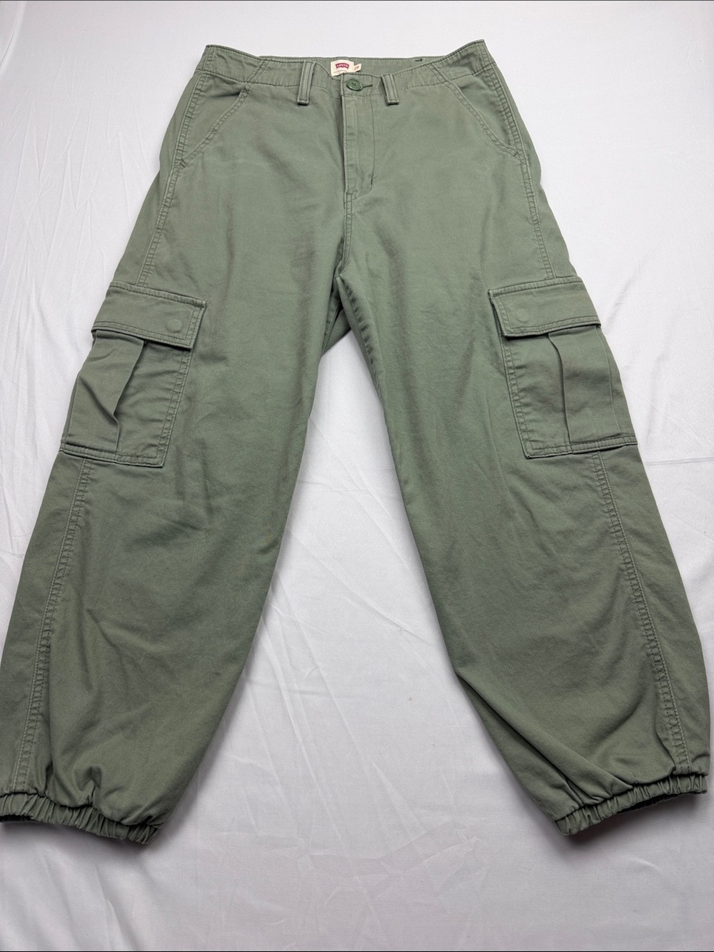 Levi's Women's Olive Cargo Jogger Pants